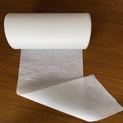 Thảm sợi thủy tinh sợi ngắn kết hợp với một lớp vải polyester cho quá trình pultrusion FRP, trọng lượng đơn vị 240g trên mét vuông, để làm cho bề mặt rất mịn, được ứng dụng rộng rãi trong tấm khung năng lượng mặt trời