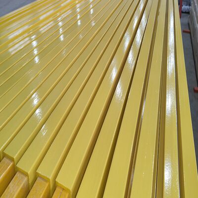 Ống chữ nhật FRP bằng quy trình kéo định hình, chải bề mặt bằng sơn nhất định, để đạt yêu cầu rất cao về độ mịn bề mặt và tính thẩm mỹ